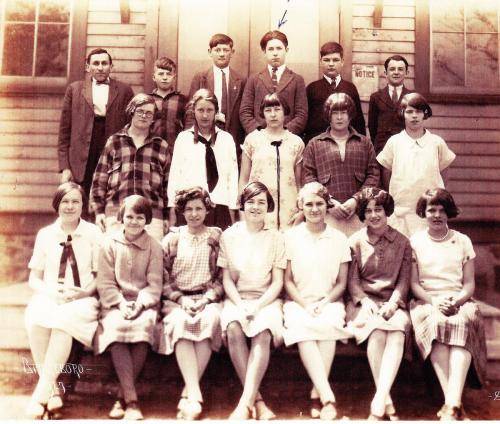 Bridgeboro Grammar School 1927 with A.Bell